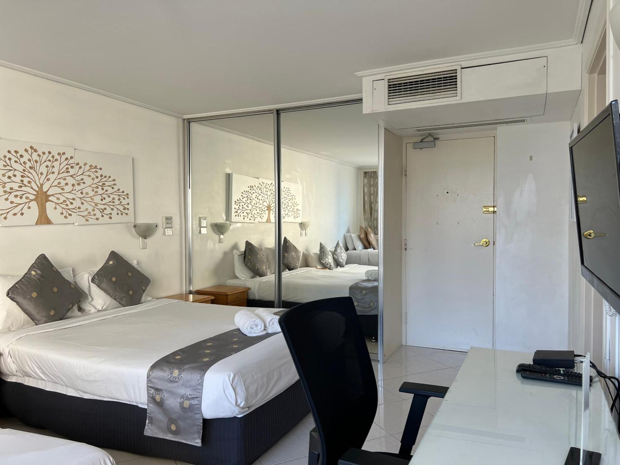 Hyde Park Private By Paxsafe