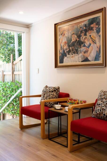 4 Bedroom Haven Spacious Terrace @bondi Junction Apartment Sydney