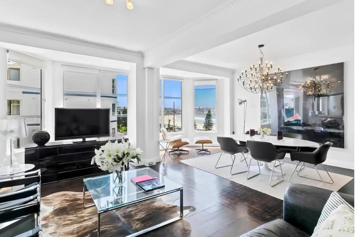 Bondi Beachfront Retreat - Views