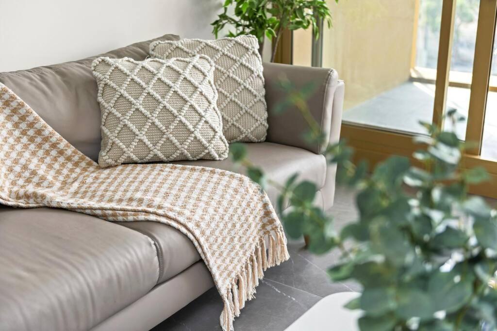 Style Living One Bedroom Olympic Park Apartment *
