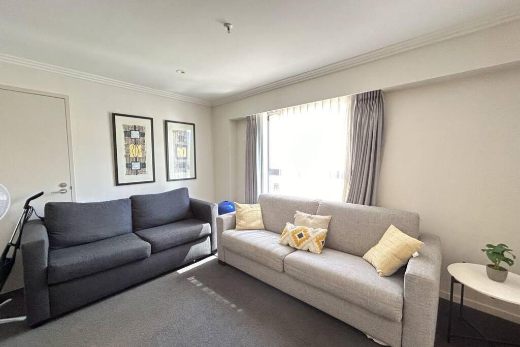 Apartment Location In Syd Cbd At