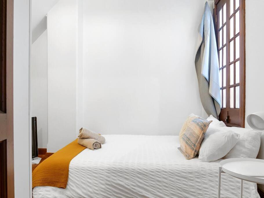 4 Bdrm Terrace With Office *