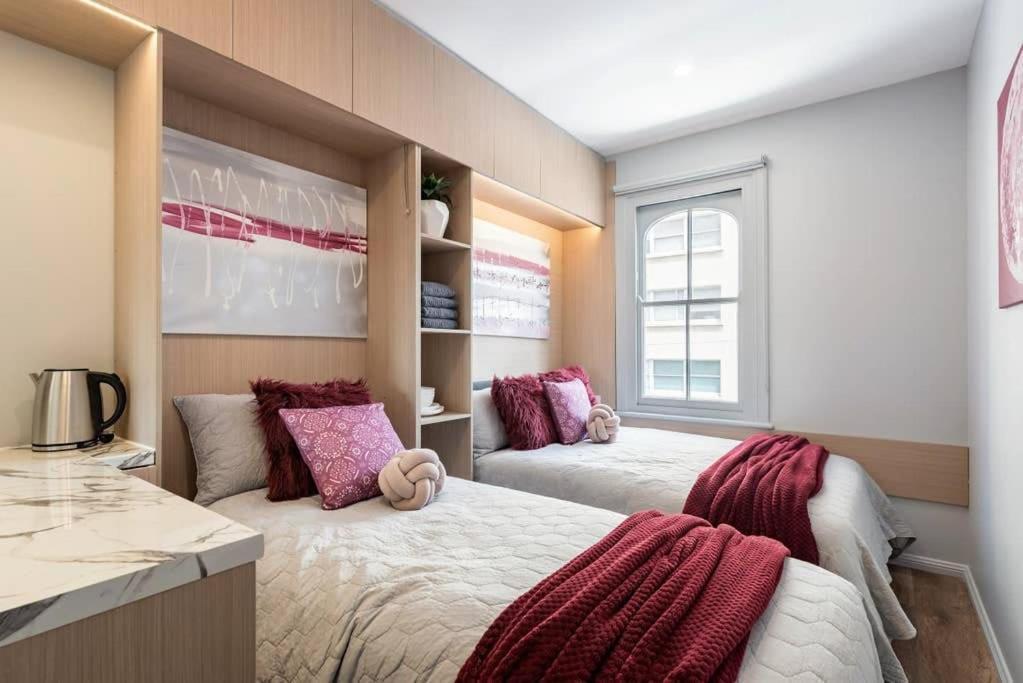 Comfy Triple - Ac - Centrally Located Of Sydnear- Station Town Hall Icc Darling Harbour Uts Usyd - Shared Bathroom Guest house