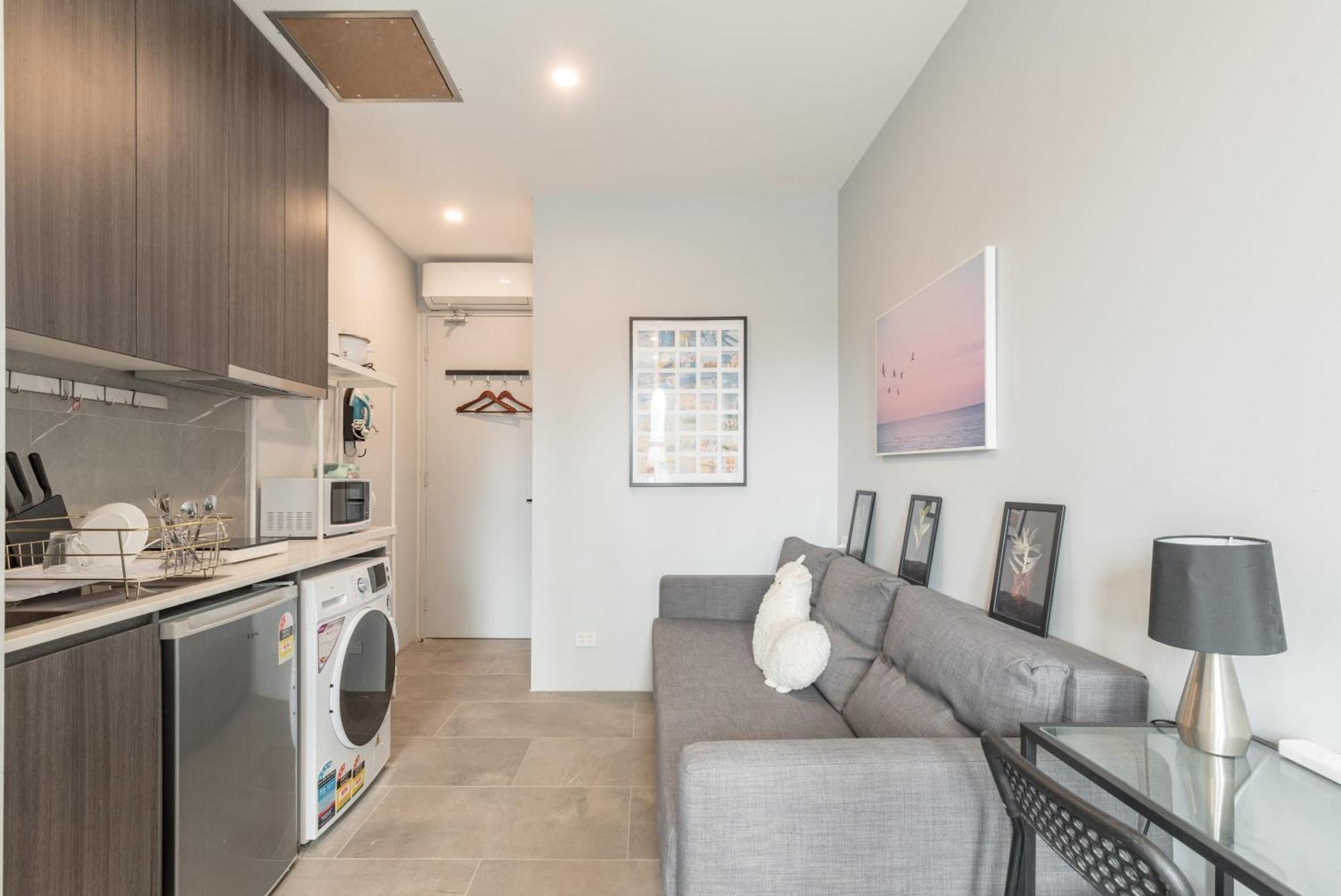 Guest house Modern Double - Ac - 1mins To - Nearby Hotspots *