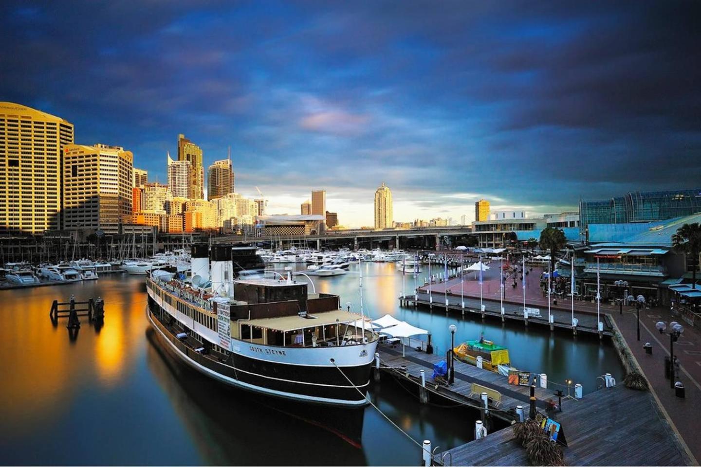Modern Double - Ac - Seconds To Cbd - Near Uts& Usyd& Darling Harbour& Icc&high Rated Restaurants - Shared Bathroom * Sydney