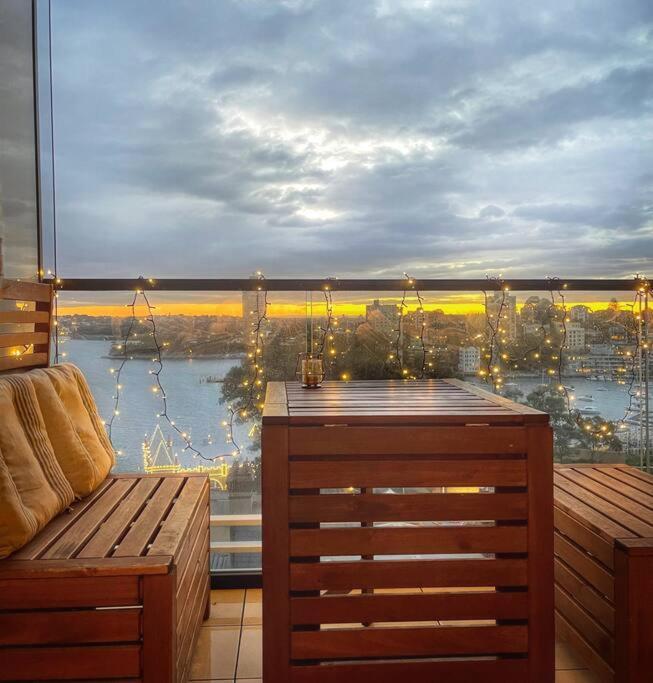 Kozyguru Milsons Point Amazing View 2 Bed Apartment