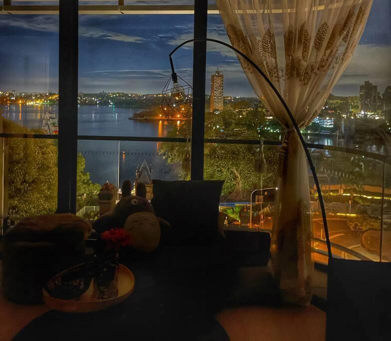 Kozyguru Milsons Point Amazing View 2 Bed Apartment *