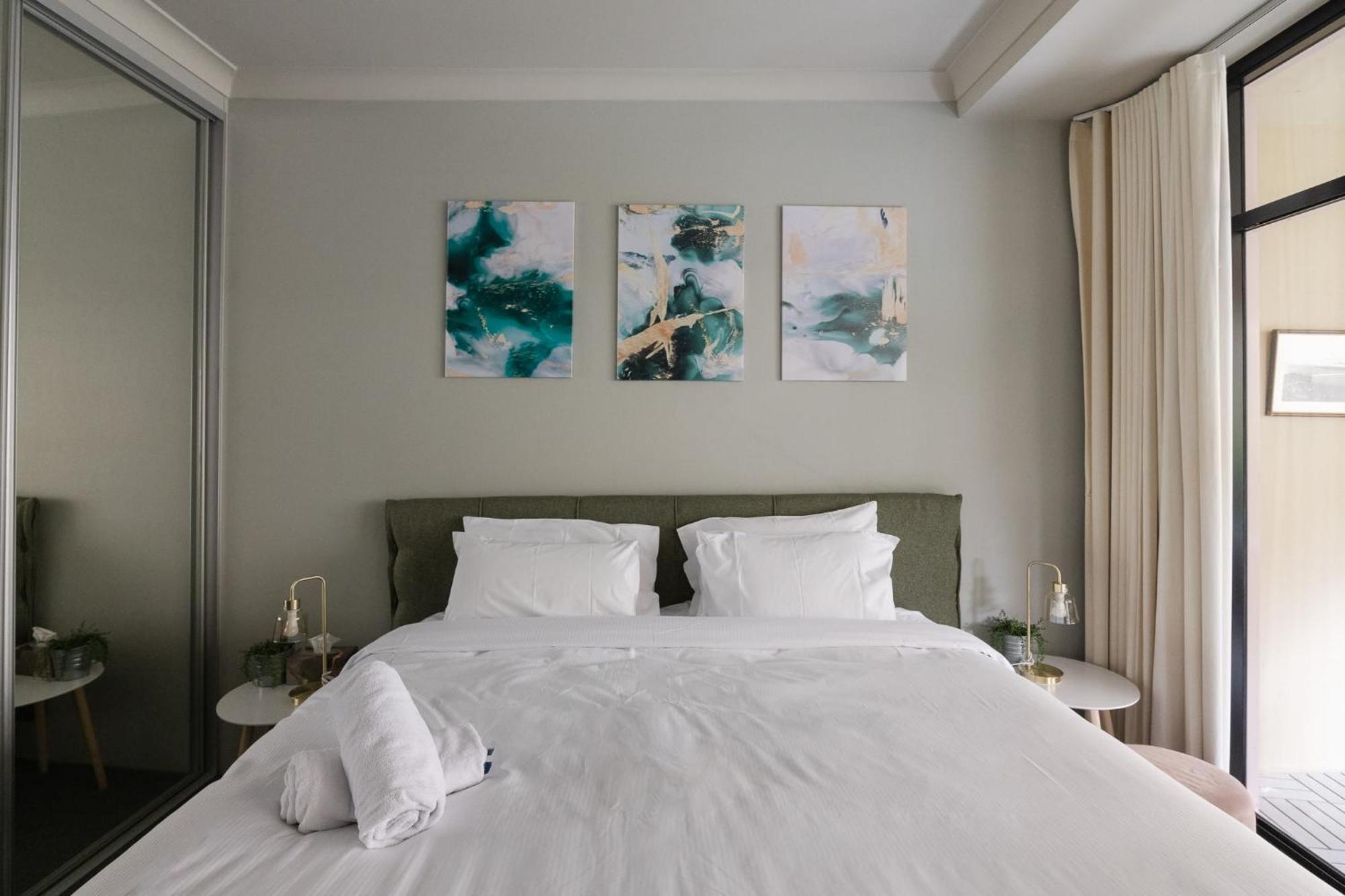 Stunning 1bed Surry Hills Balcony W Parking