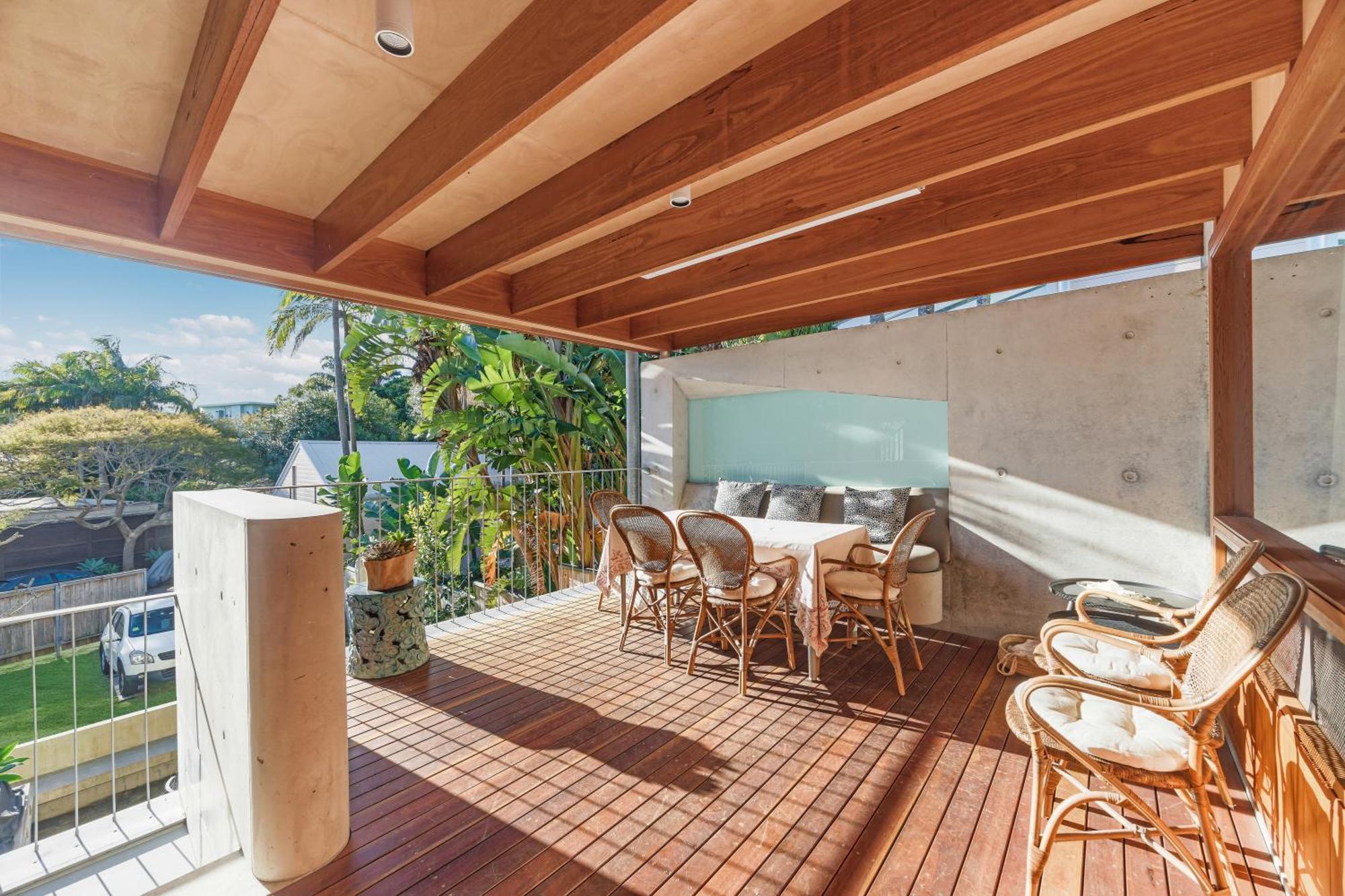 Stunning 3-br Architectural Gem *