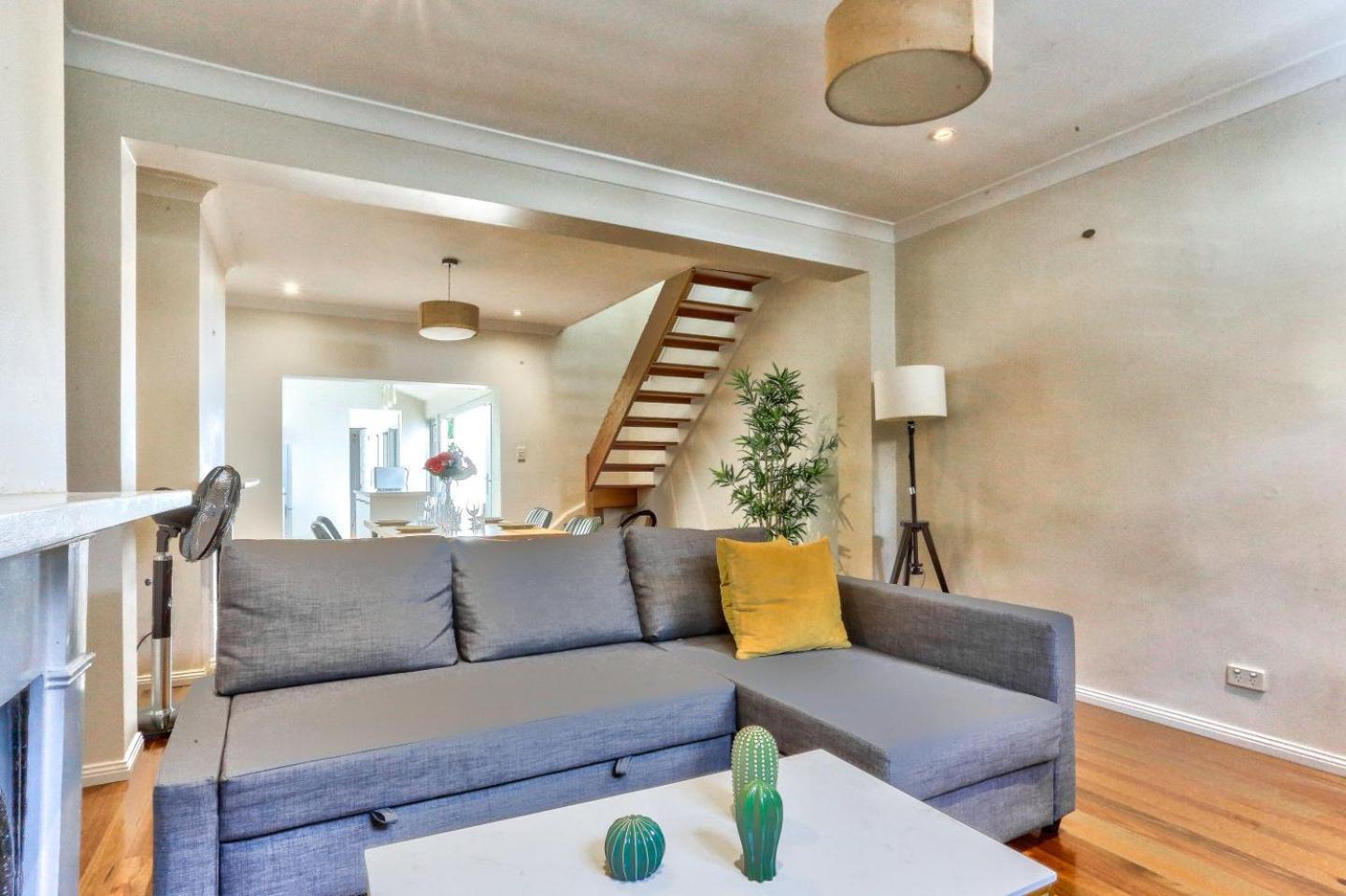 3 Bedroom House Family Friendly Surry Hills 2 E-bikes Included Apartment *