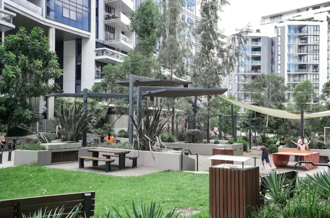 Apartment 08mascot Abnb-inspired 1br With Open-style Second Room, Free Parking Sydney