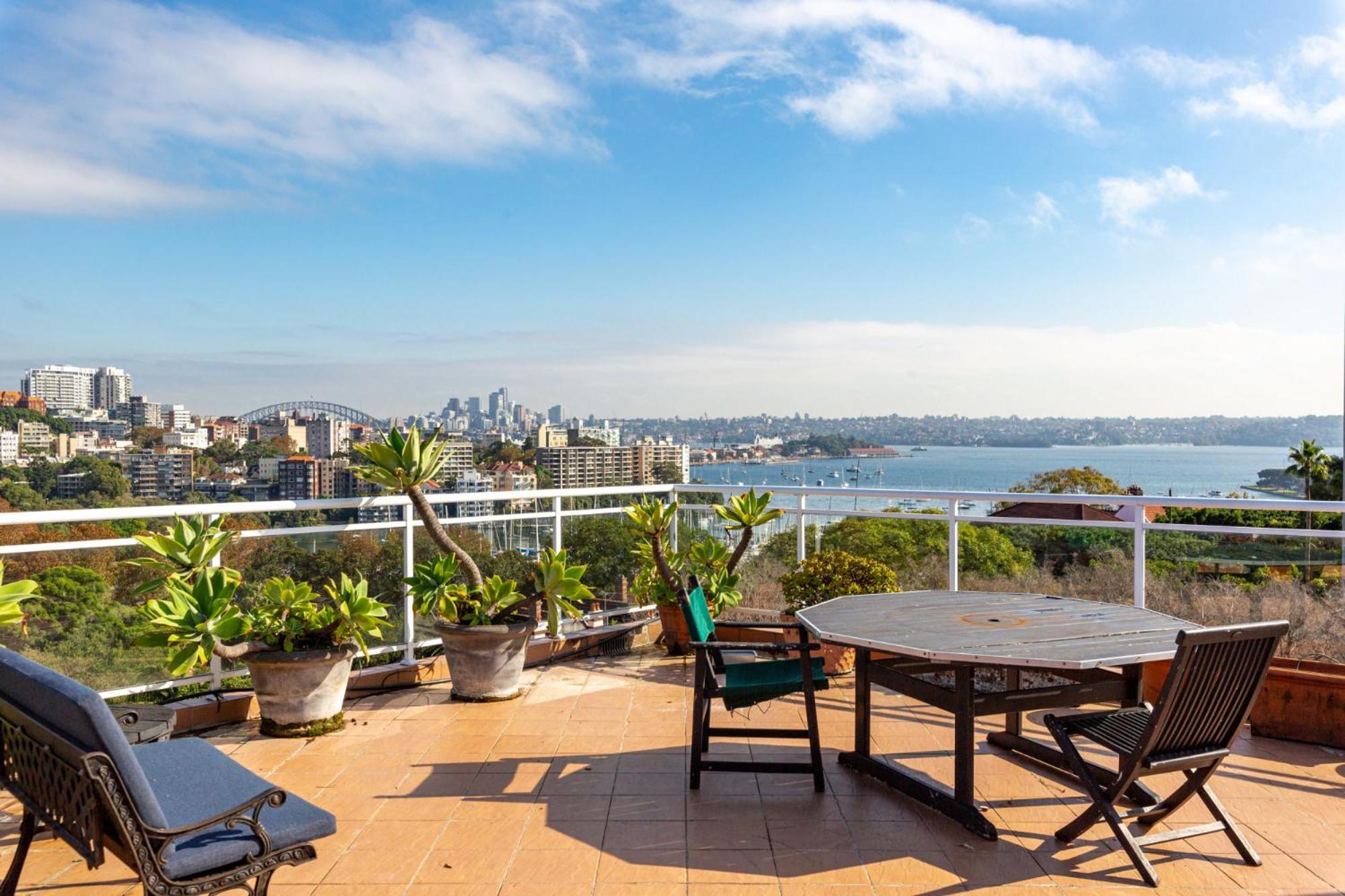 Perfectly Located By Rushcutters Bay Park Apartment Sydney