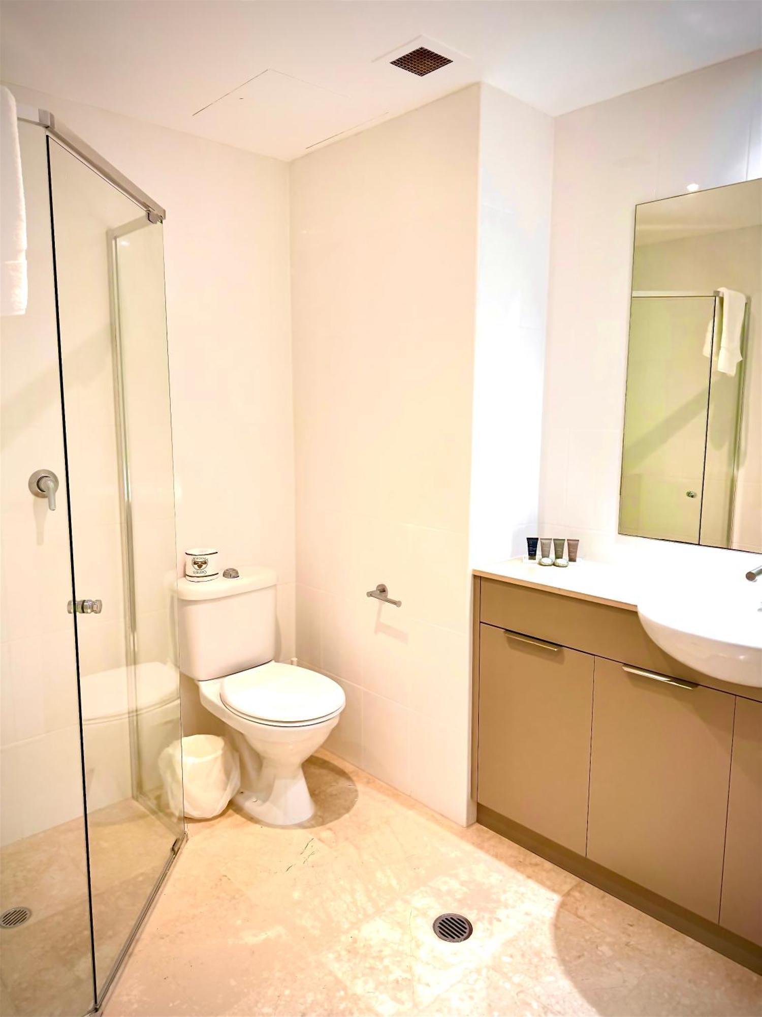 Apx Darling Harbour 4* Sydney