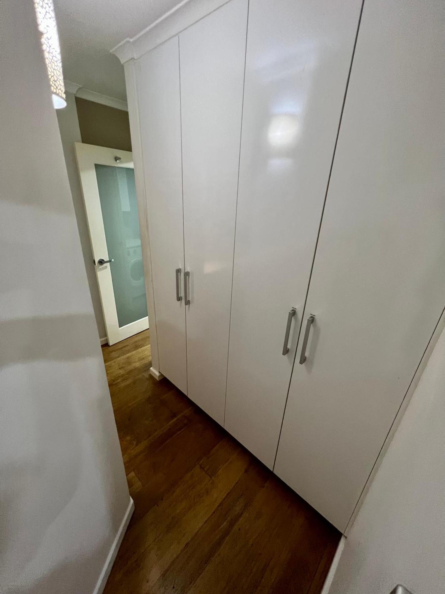 Kingsleigh Apartment *