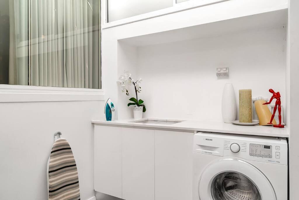 21p Unique Design 4 Bedroom Abnb Style Townhouse Near Darling Harbour 9 Min Walk *