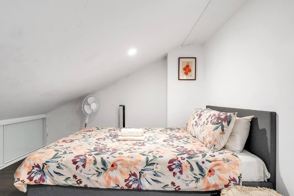 Villa 21p Unique Design 4 Bedroom Abnb Style Townhouse Near Darling Harbour 9 Min Walk *