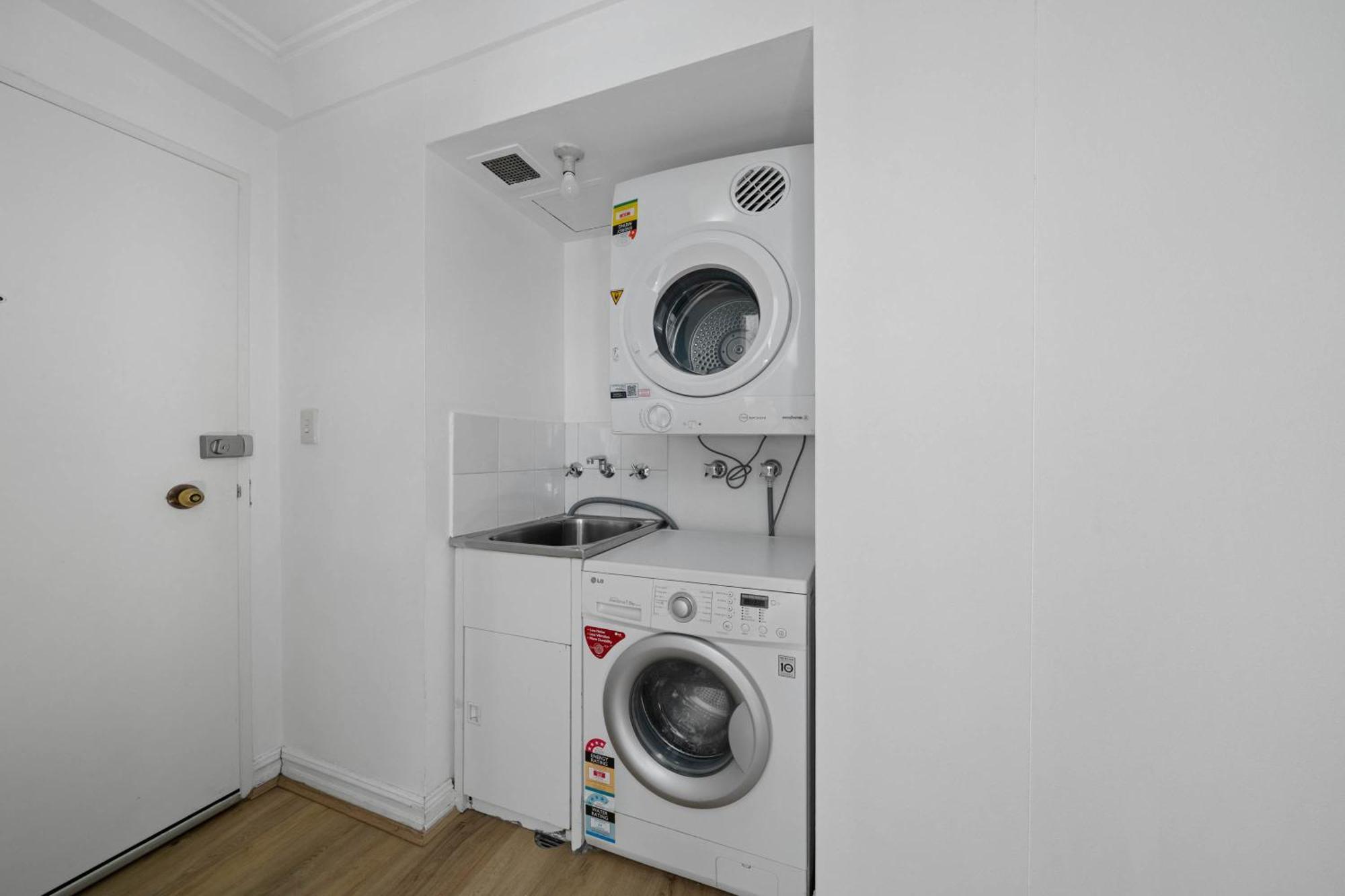 Spacious 2br & Darlingharbour&chinatown-2 Mins Walk Apartment