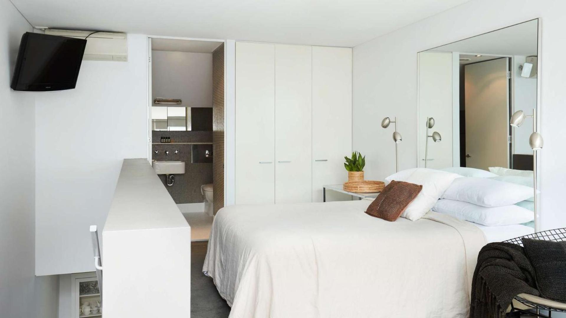 One Apartment *