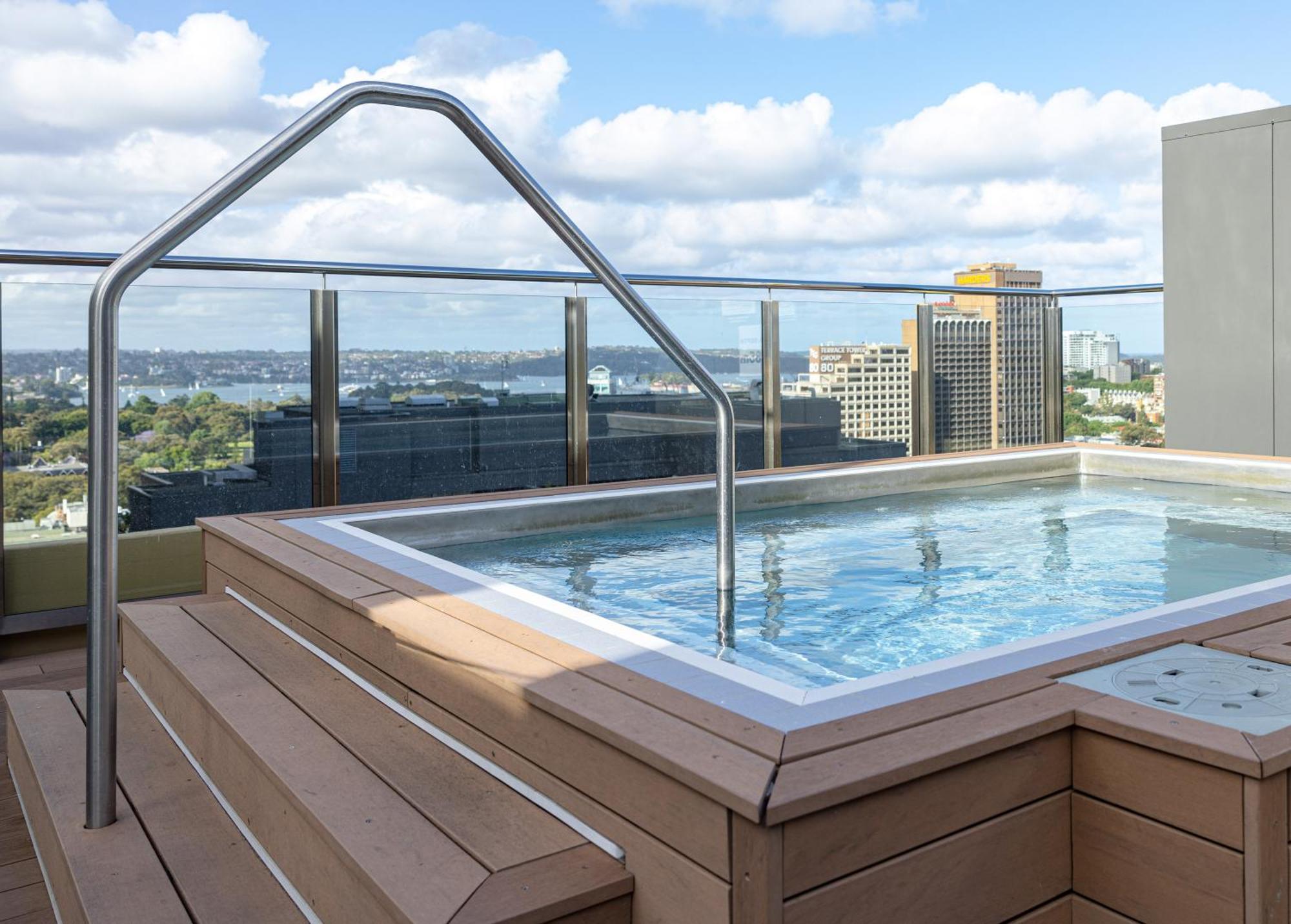 Aparthotel Centre 1 Bedroom With Balcony Sydney