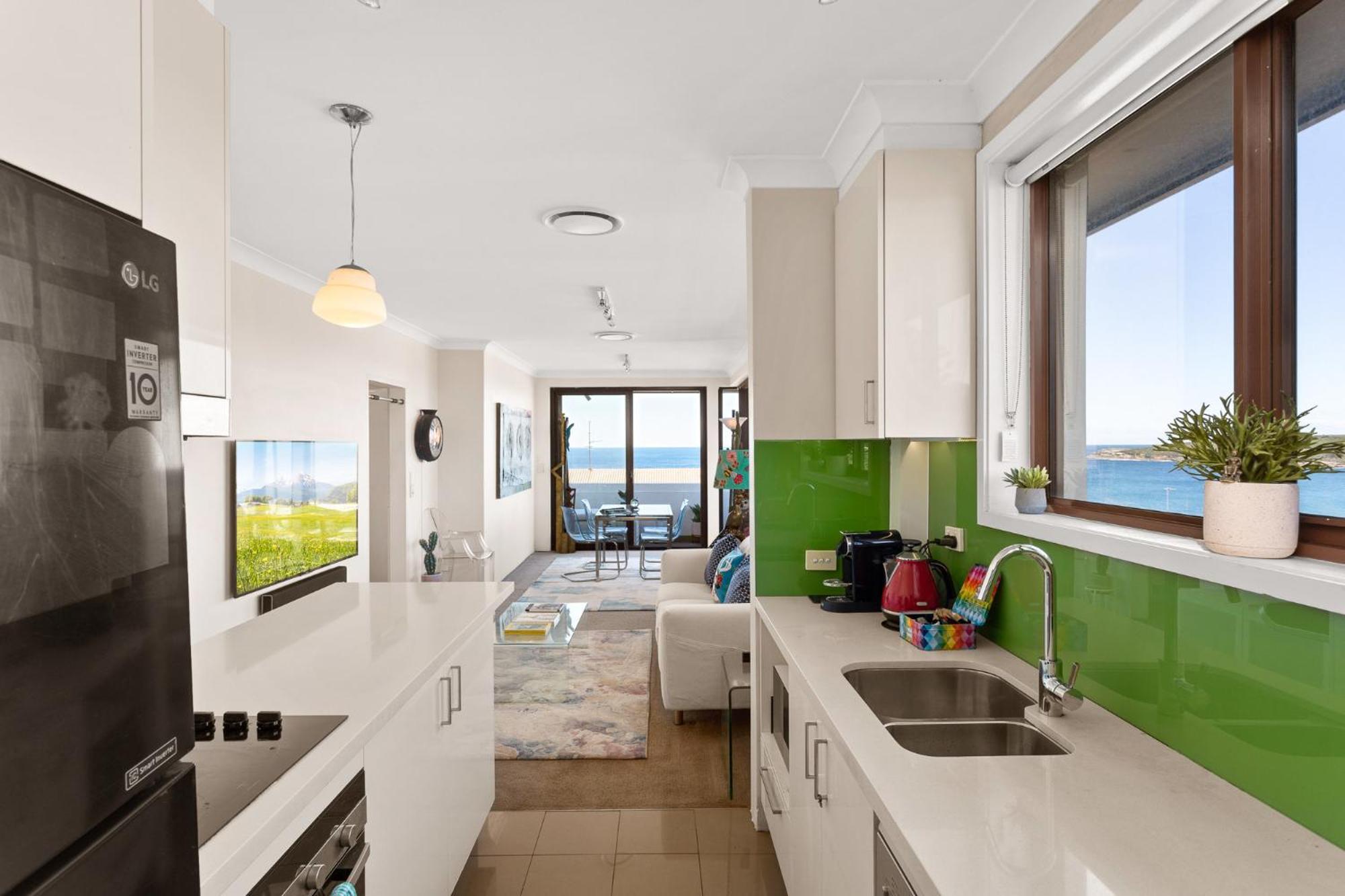 Pristine 2-bed With Expansive Views Apartment Sydney