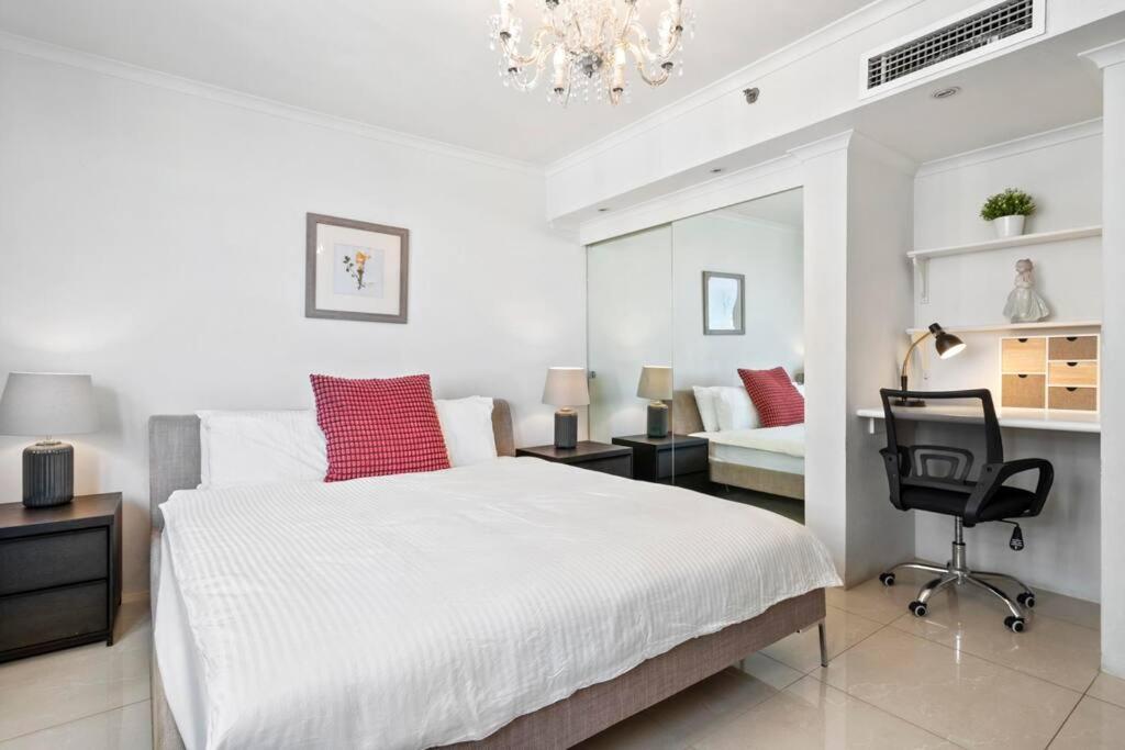 92b Stylish Abnb With Local Flair In *