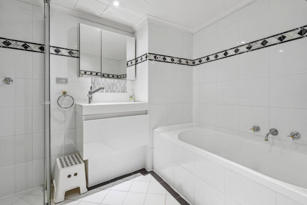 Apartment 92a Comfortable 1br Abnb In Sydney, Free Parking