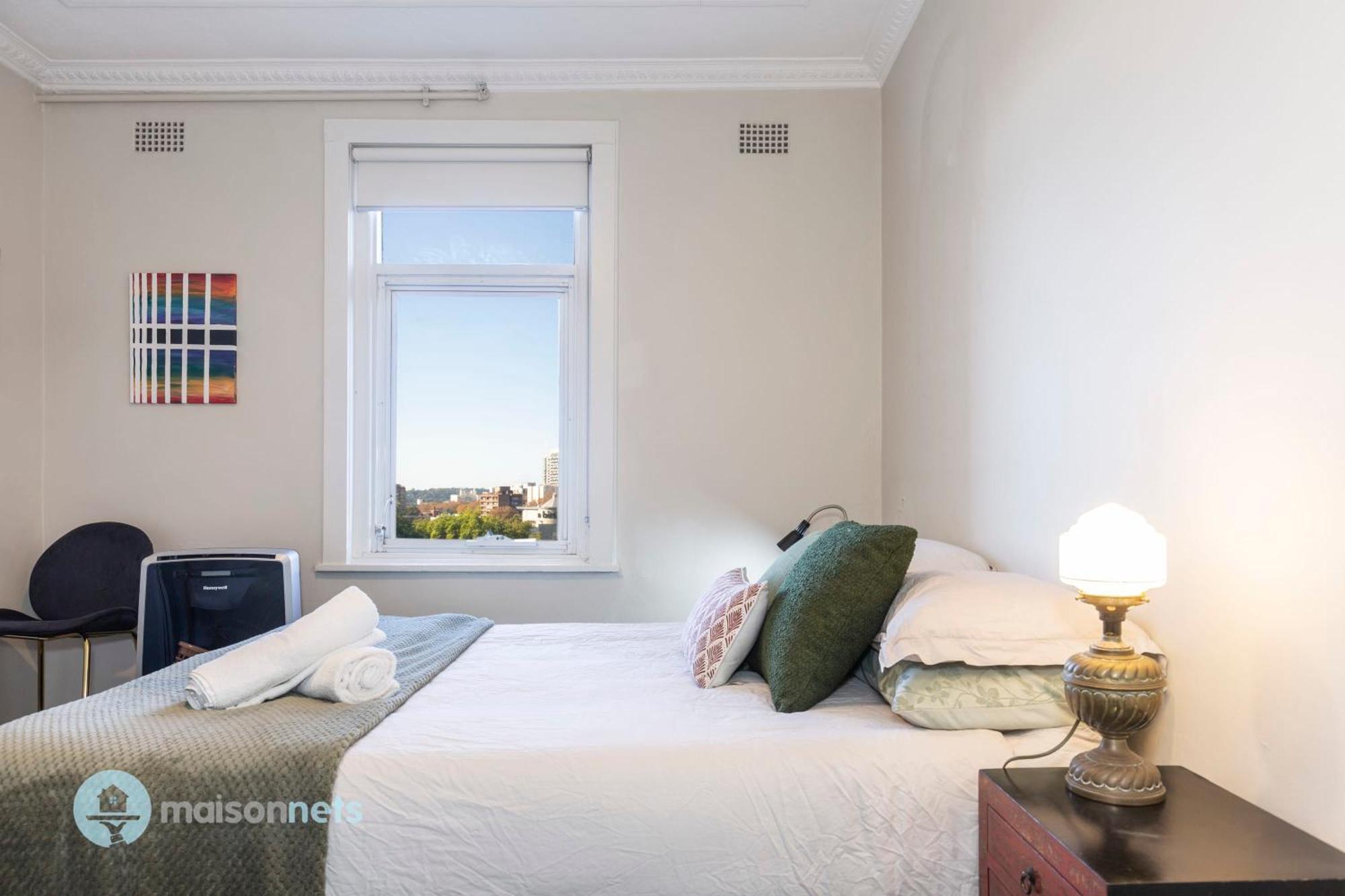 Floor 1 Bedroom Sunroom Close To Cbd Apartment