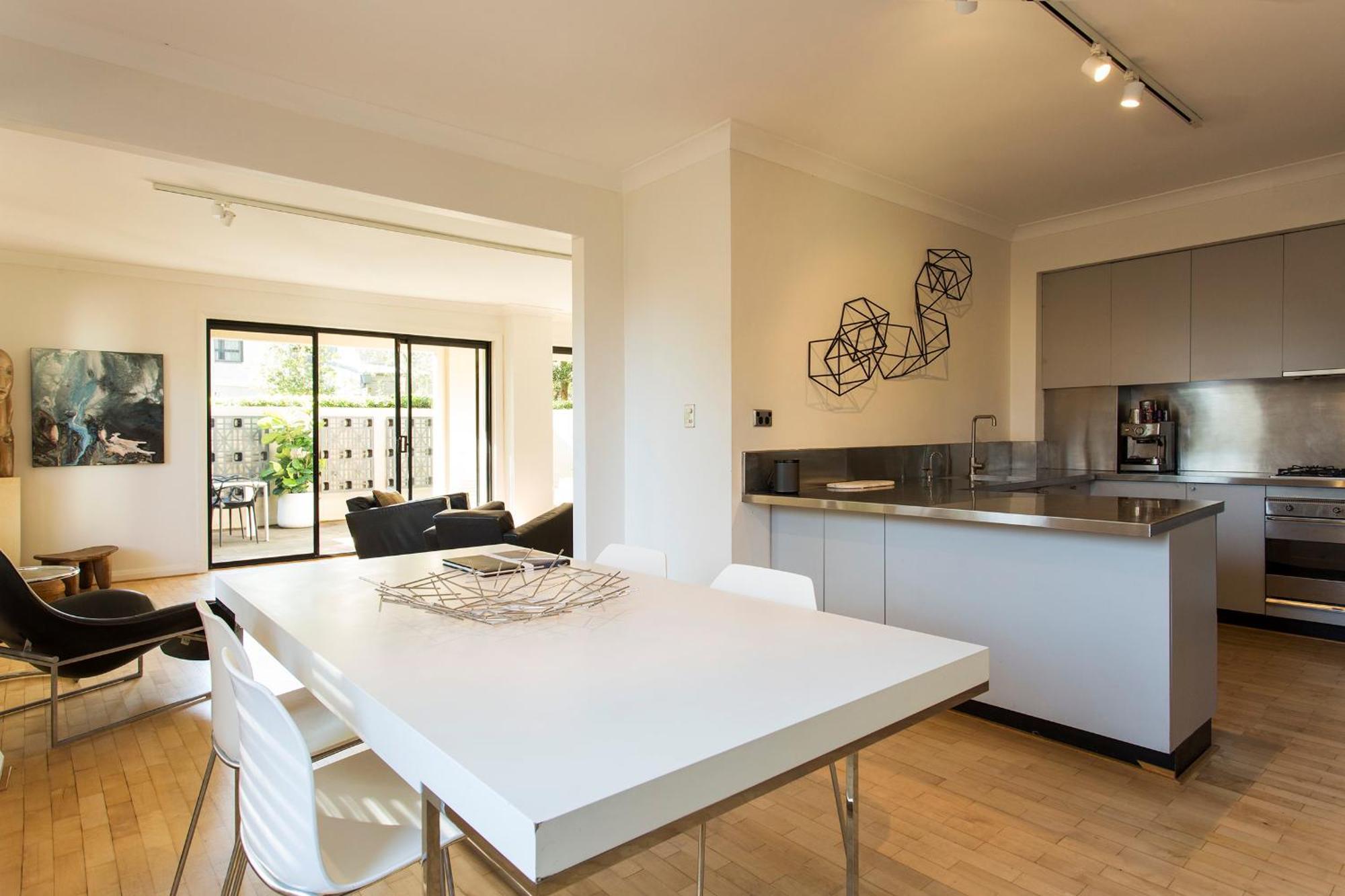 Apartment Sophisticated - Inner Sydney