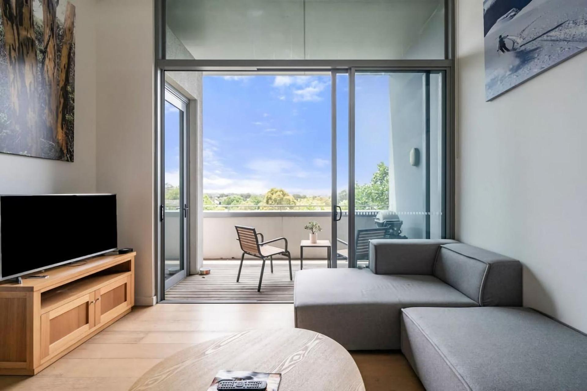 Urban Oasis Balcony Views And Bbq Apartment *