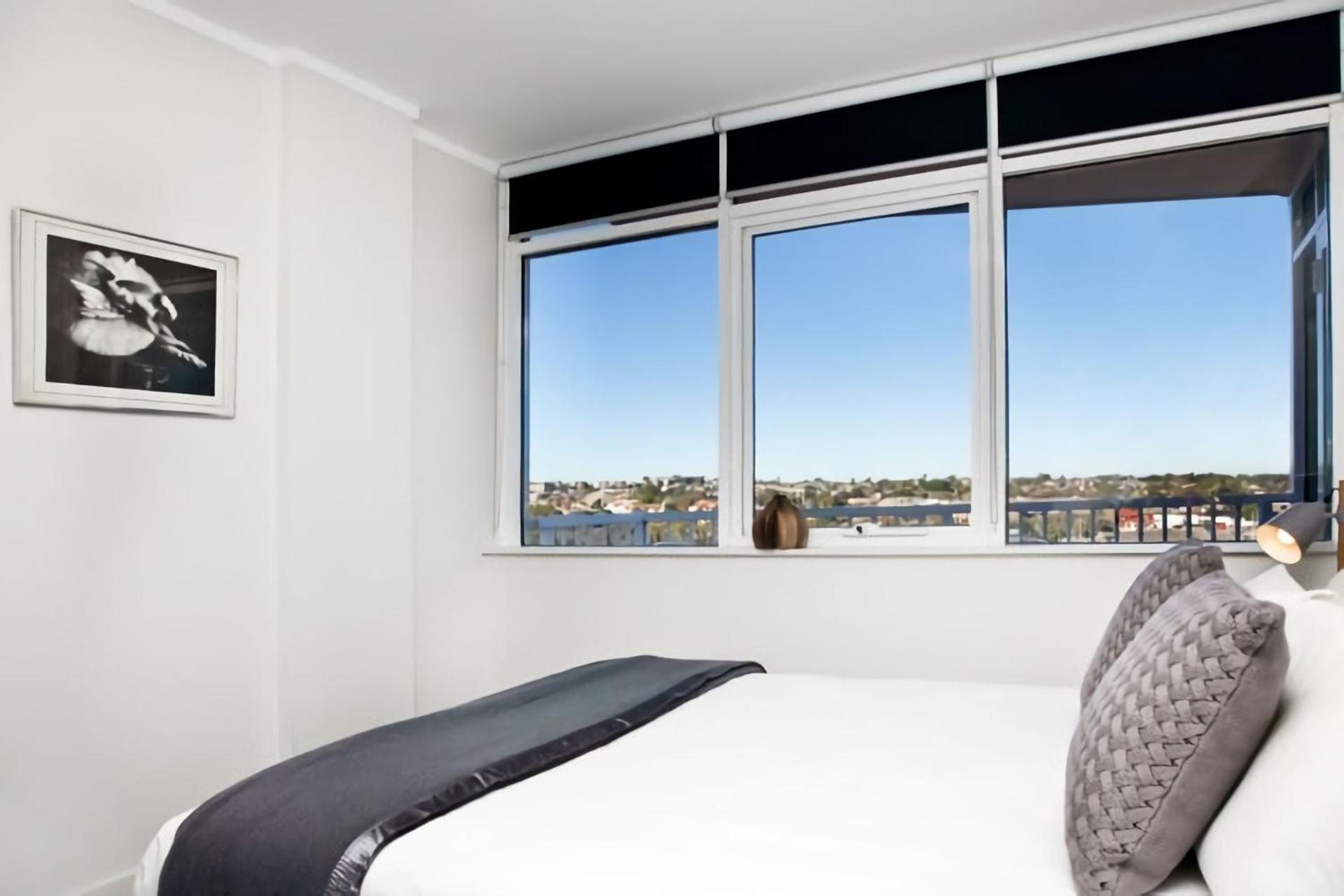 Apartment Seaside Serenity Stunning Views In Maroubra *
