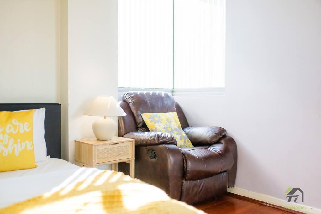 Apartment Convenient In Parramatta