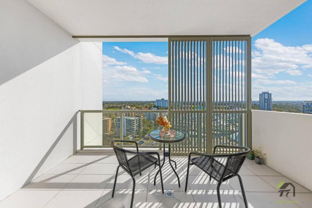 Convenient In Parramatta Apartment *