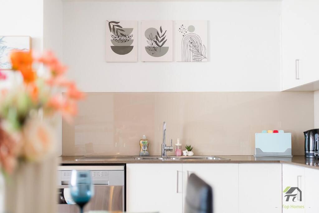 Convenient In Parramatta Apartment