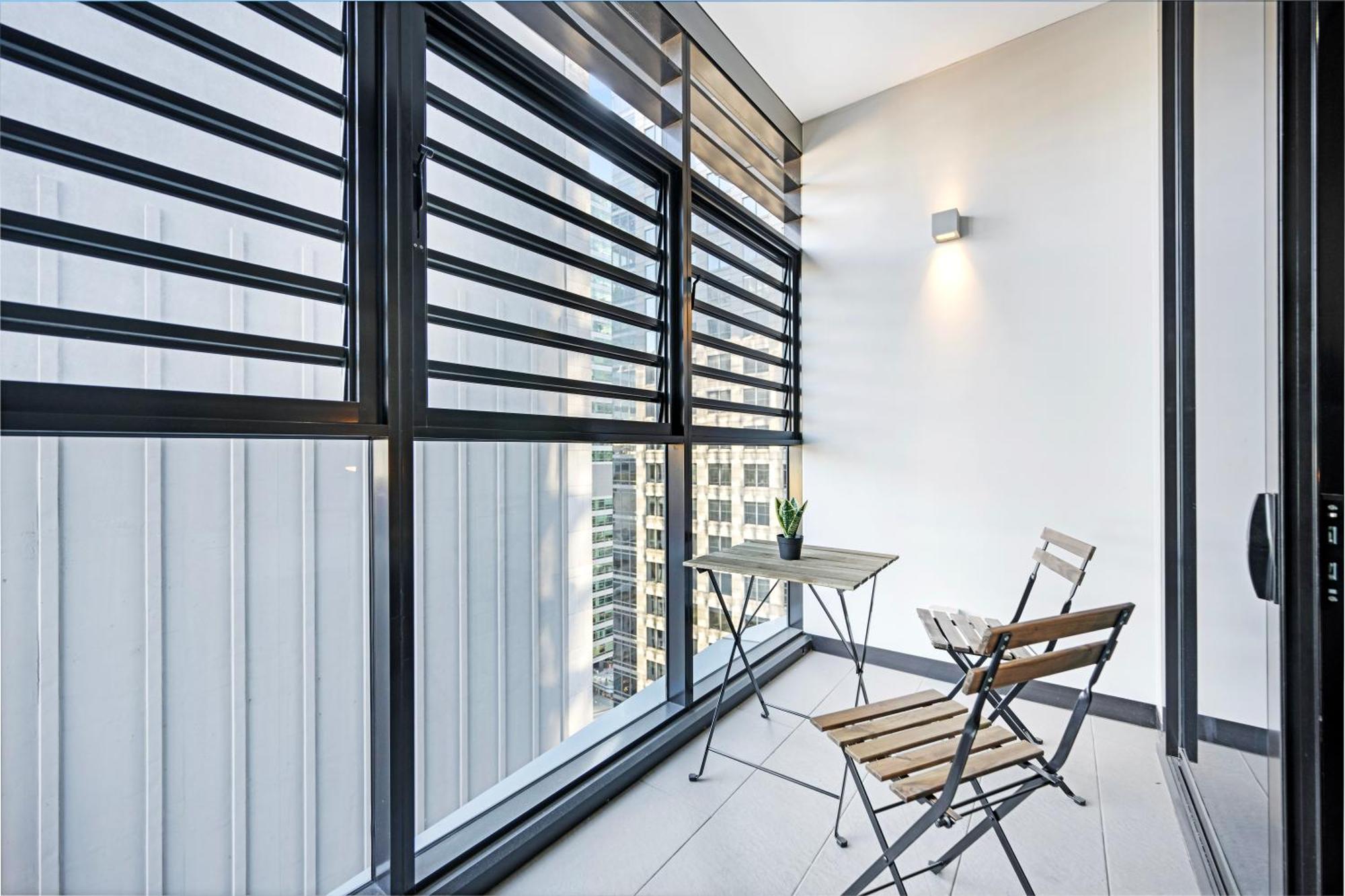 Cbd Center Gem Modern 1-bedroom