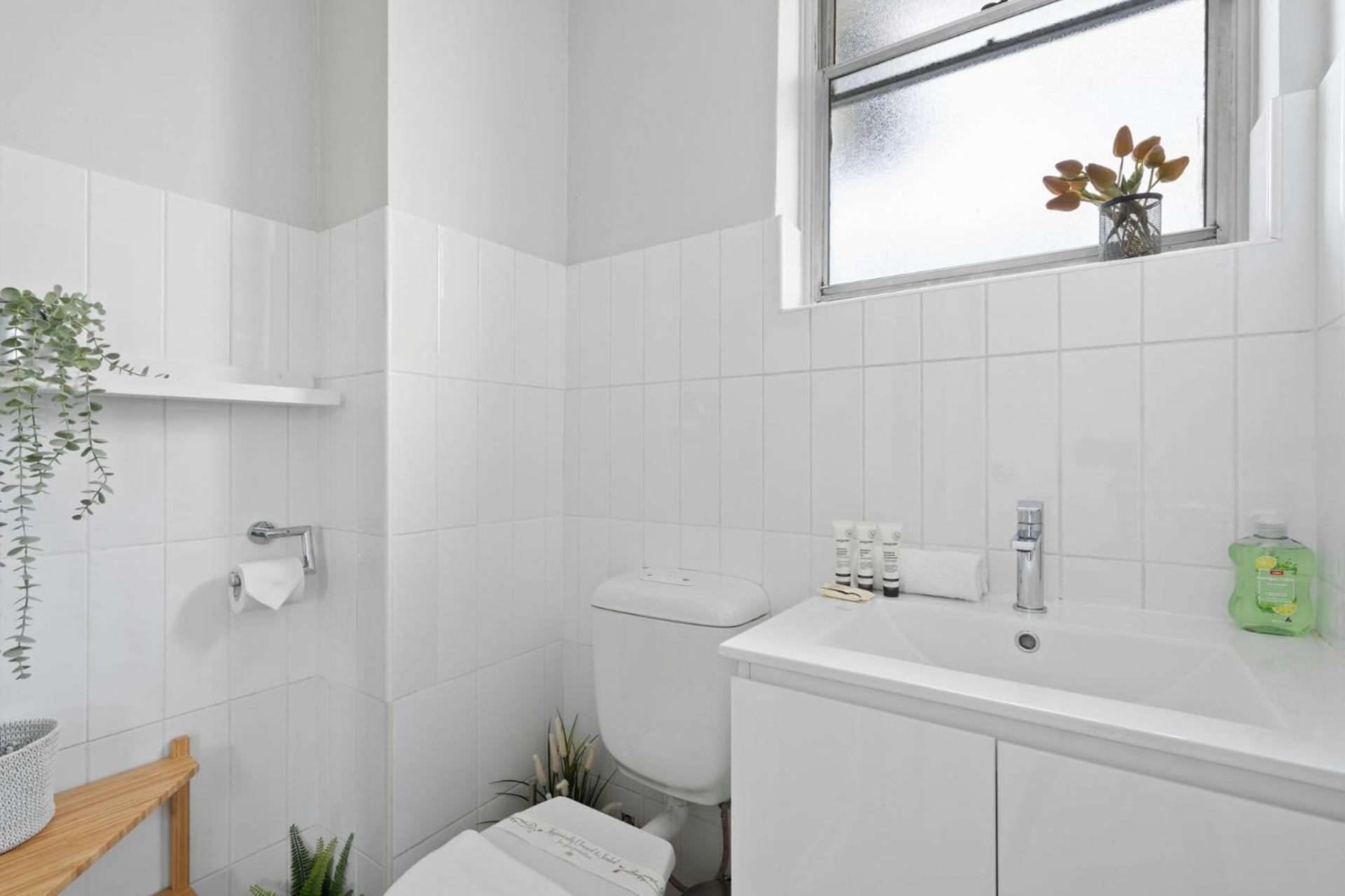 Apartment Stylish In Trendy Redfern