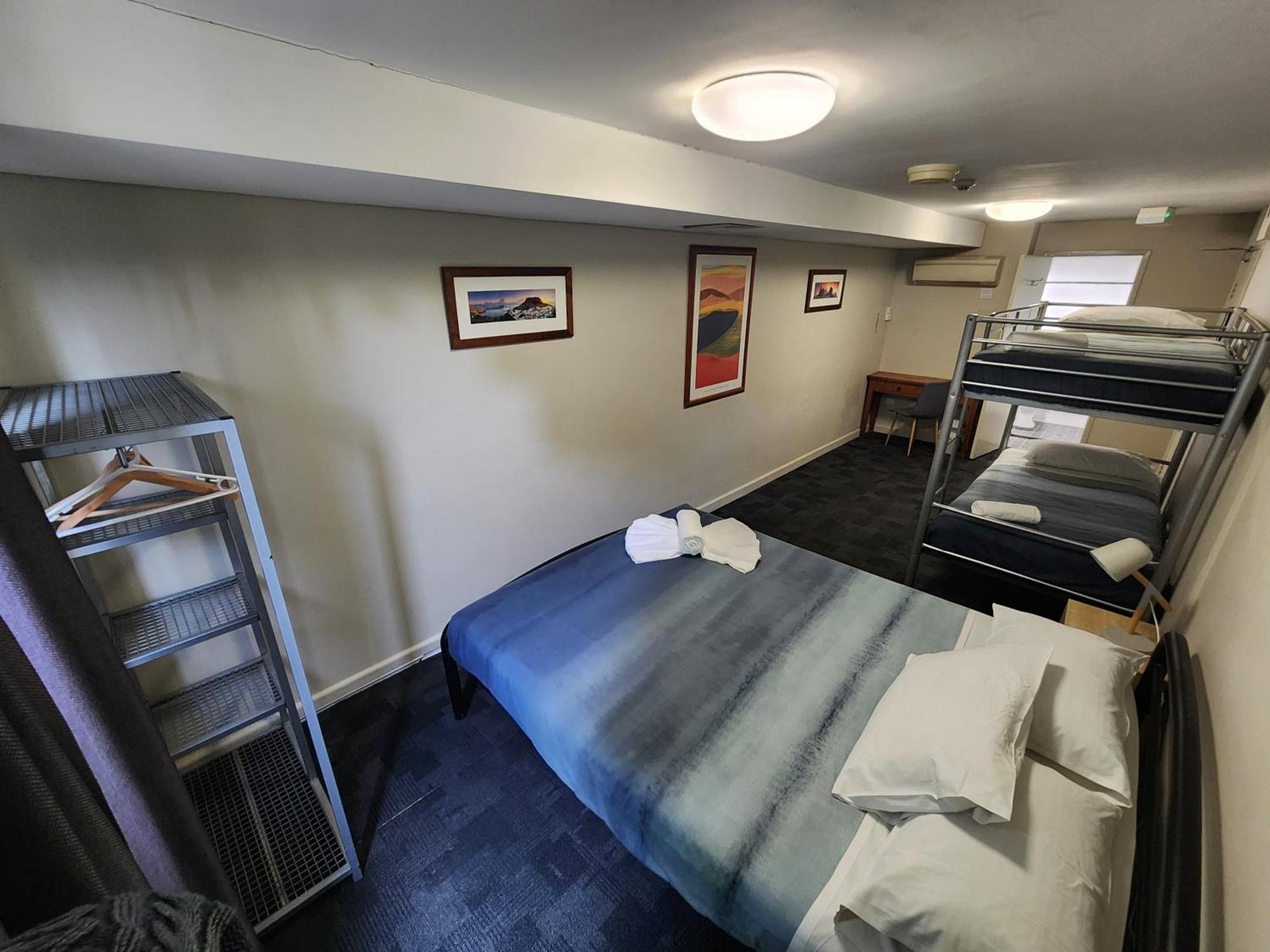 Big Backpackers Hostel