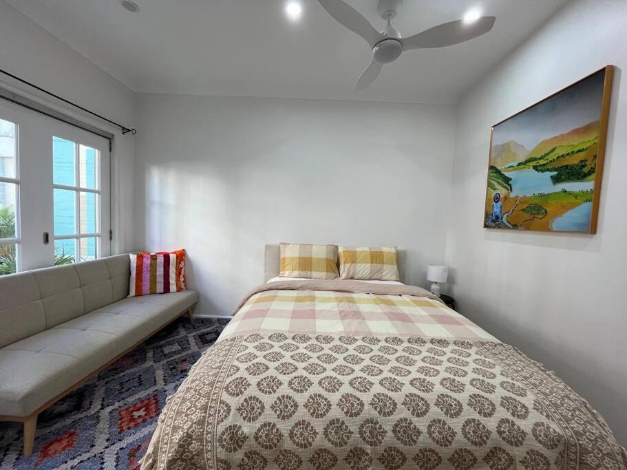 Apartment Convenient Spacious With Free Parking *