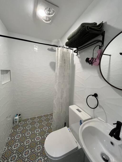 Convenient Spacious With Free Parking * Sydney