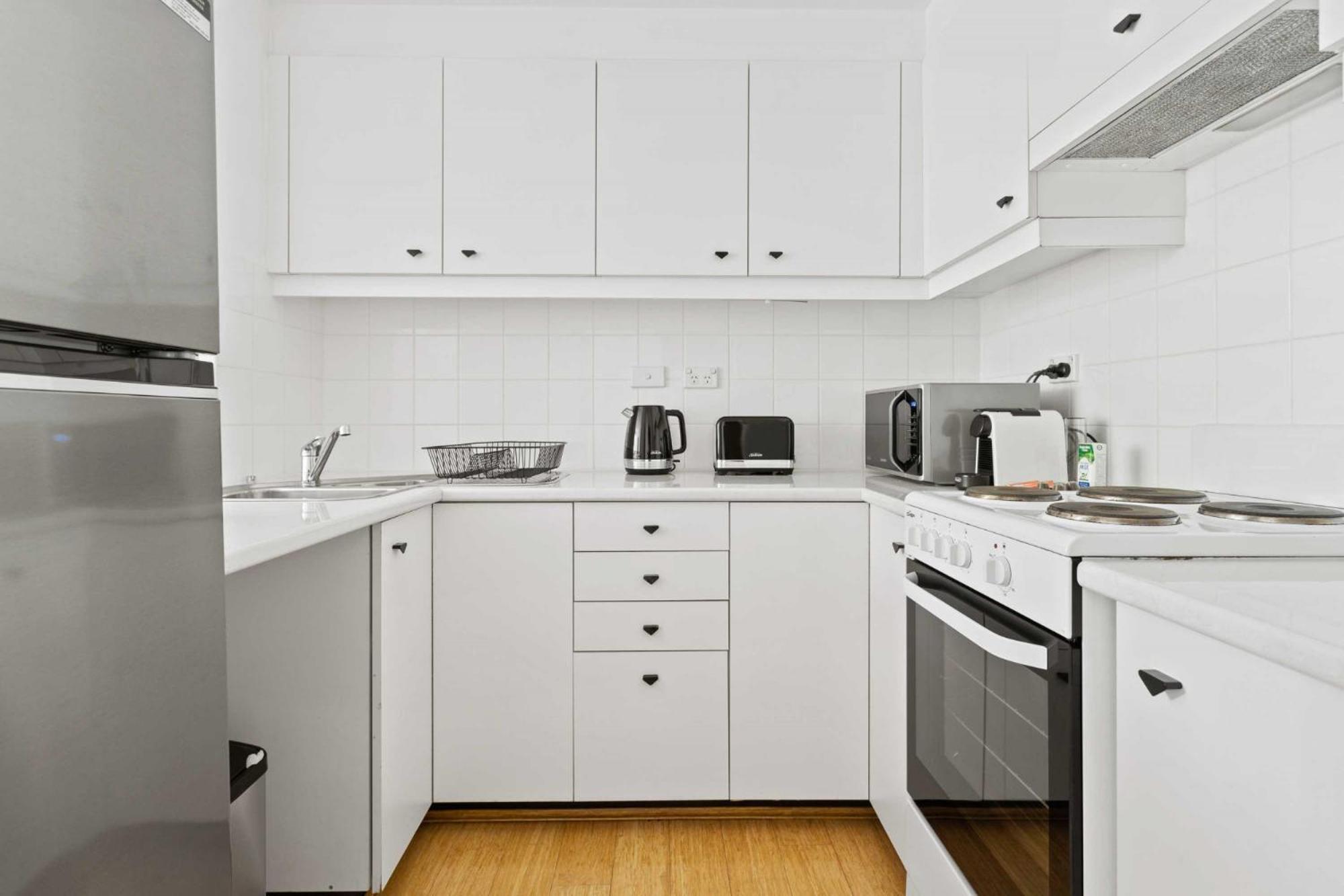 Idyllic By Campuses Apartment