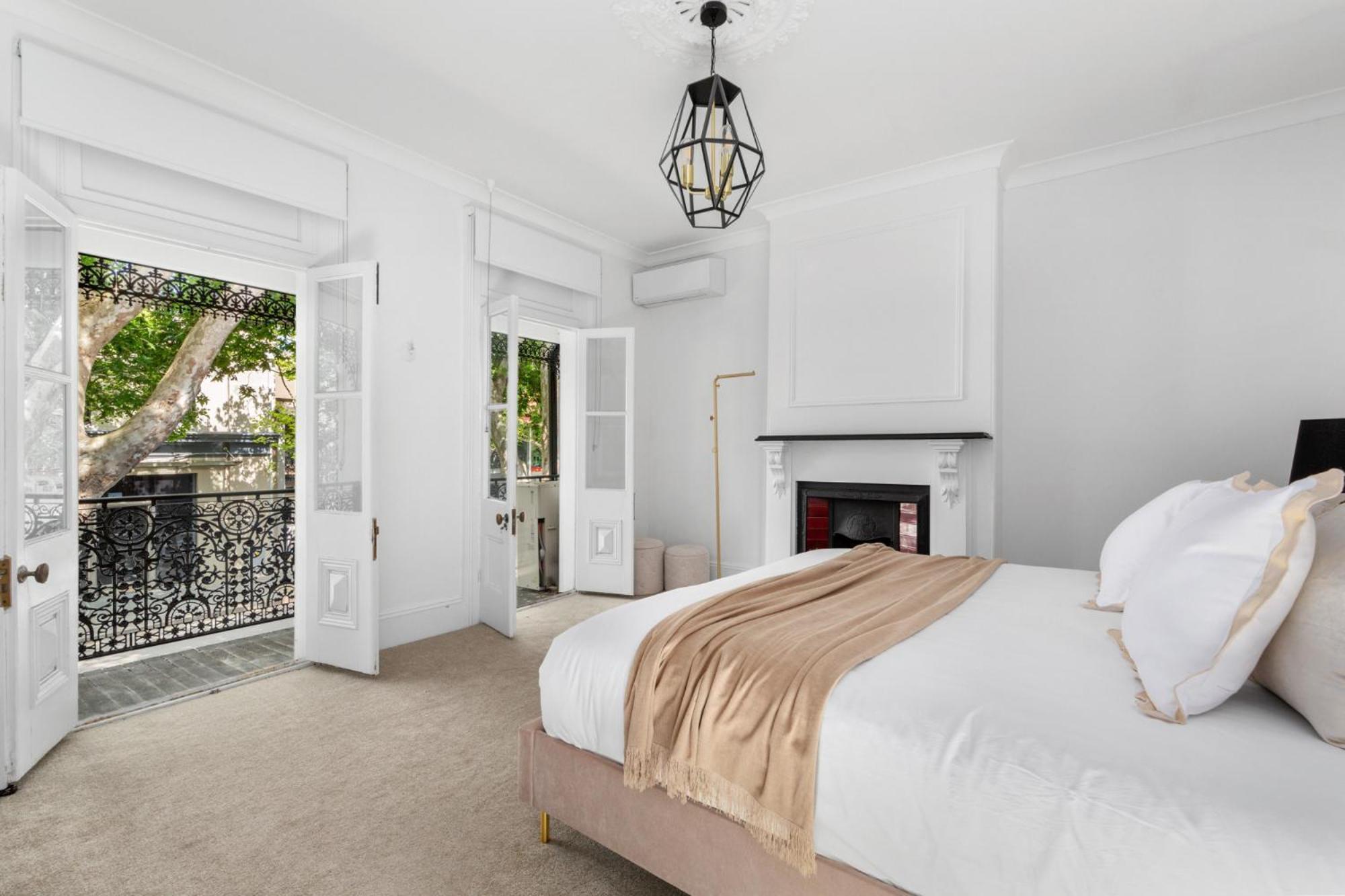 Holiday home Superb 3-bed Victorian Terrace By Darling Harbour Sydney