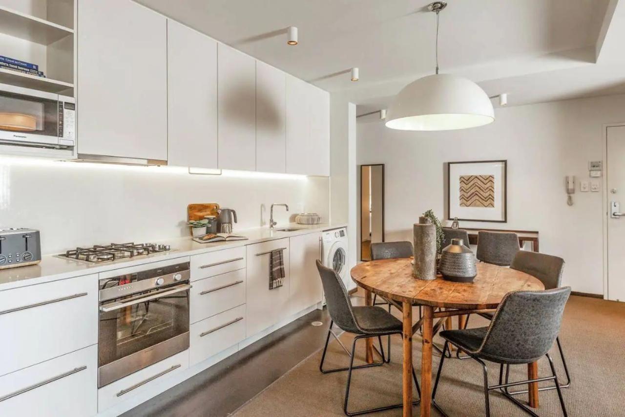 Balmain Wharf L 2 Bedroom Apartment Sydney
