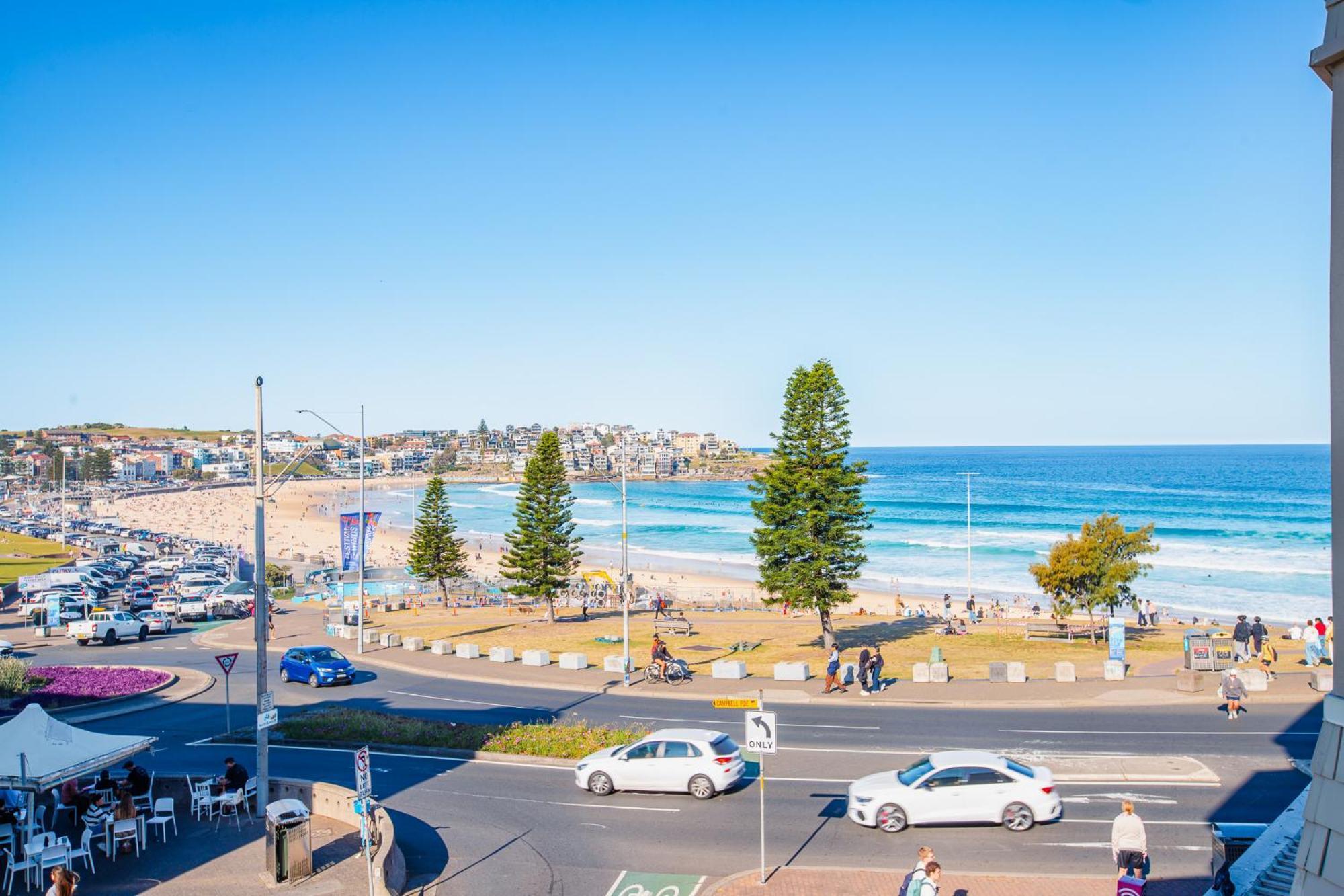 Bondi Beachfront Retreat - Views