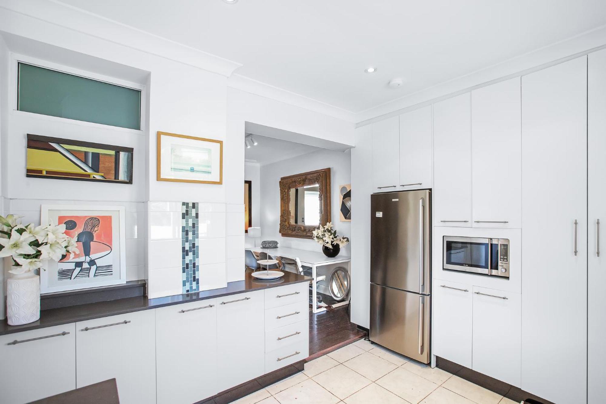 Apartment Bondi Beachfront Retreat - Views Sydney