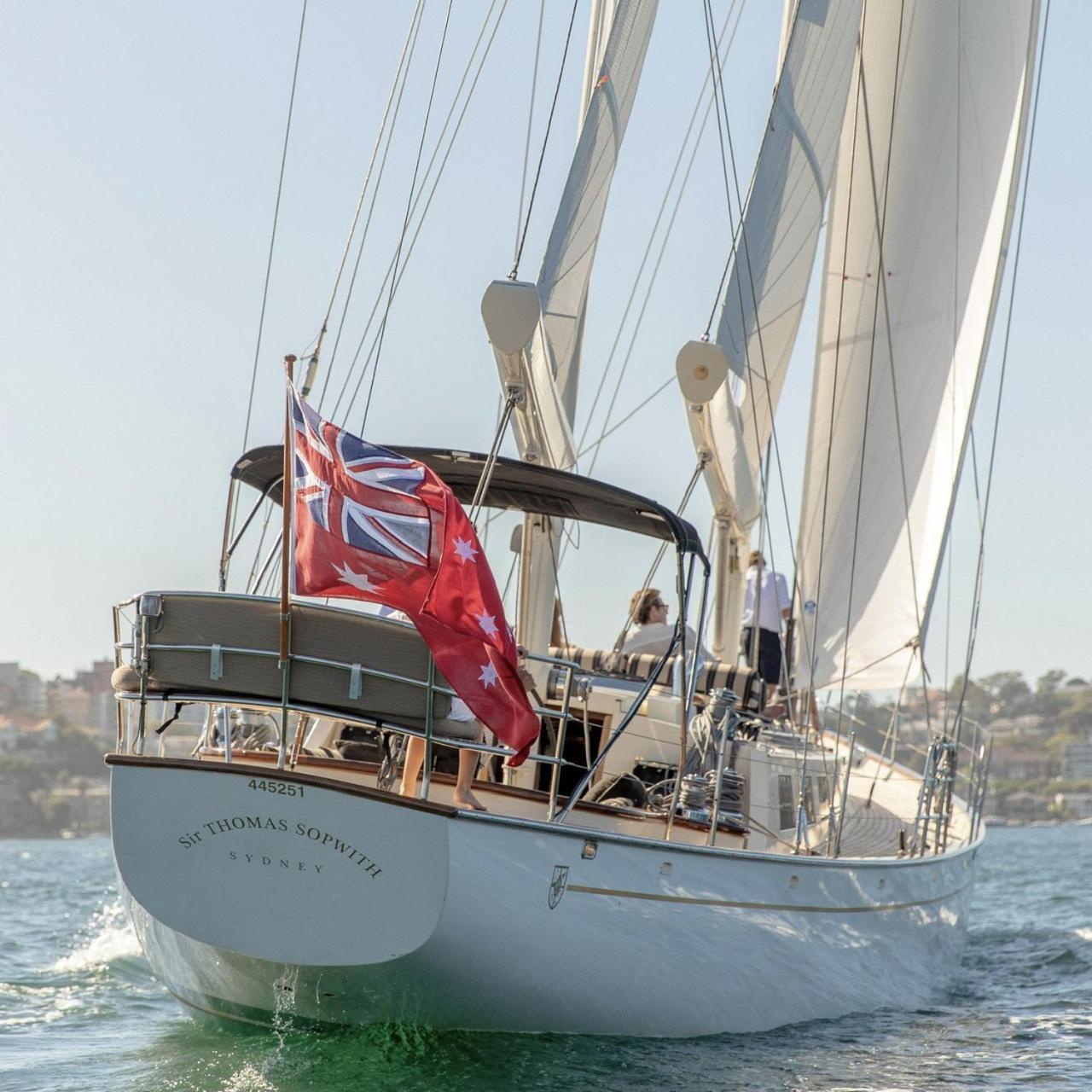 Botel Sir Thomas Sopwith Sydney
