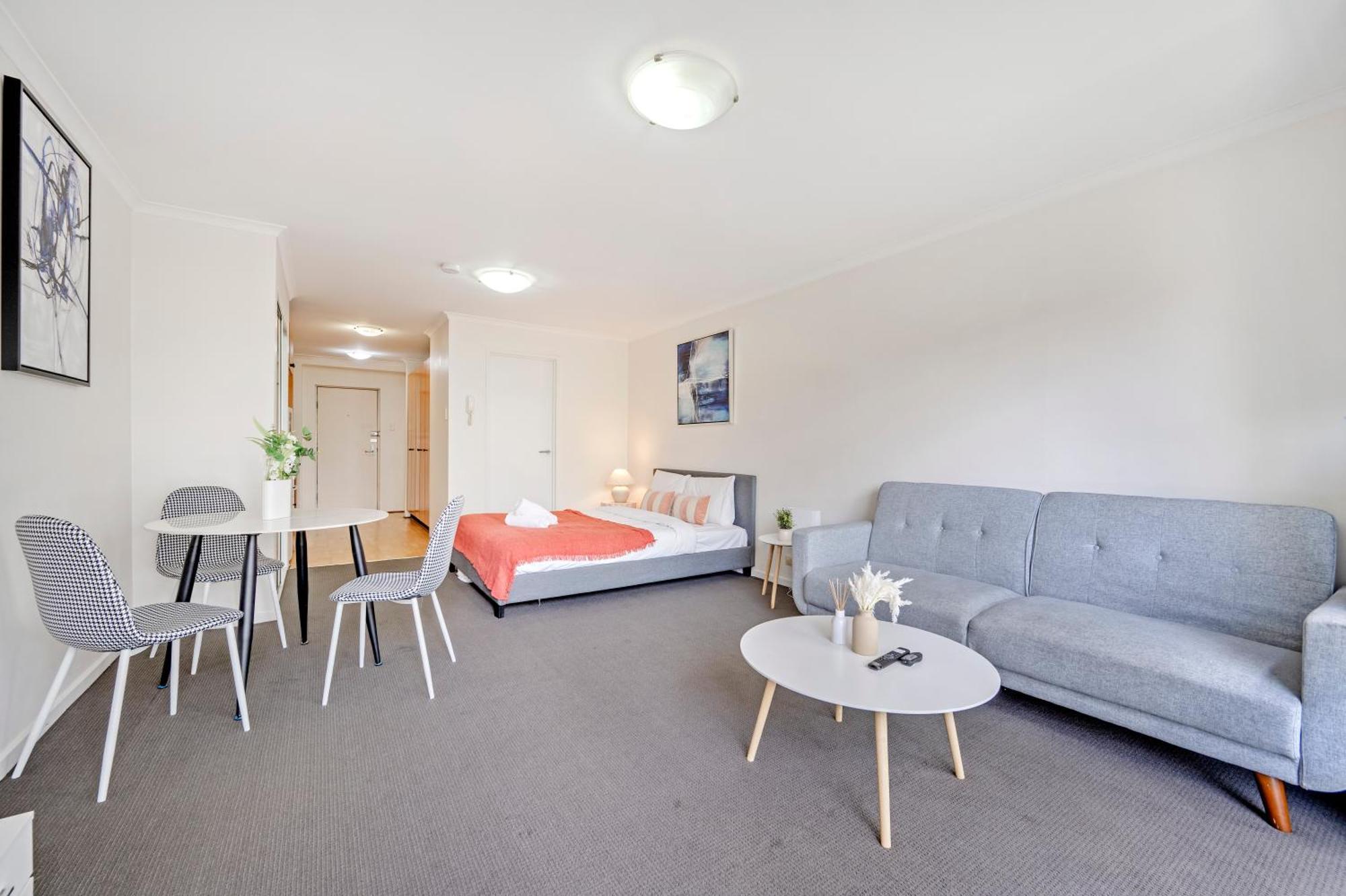 Apartment Cozy Near Rpa And Syd Uni Sydney