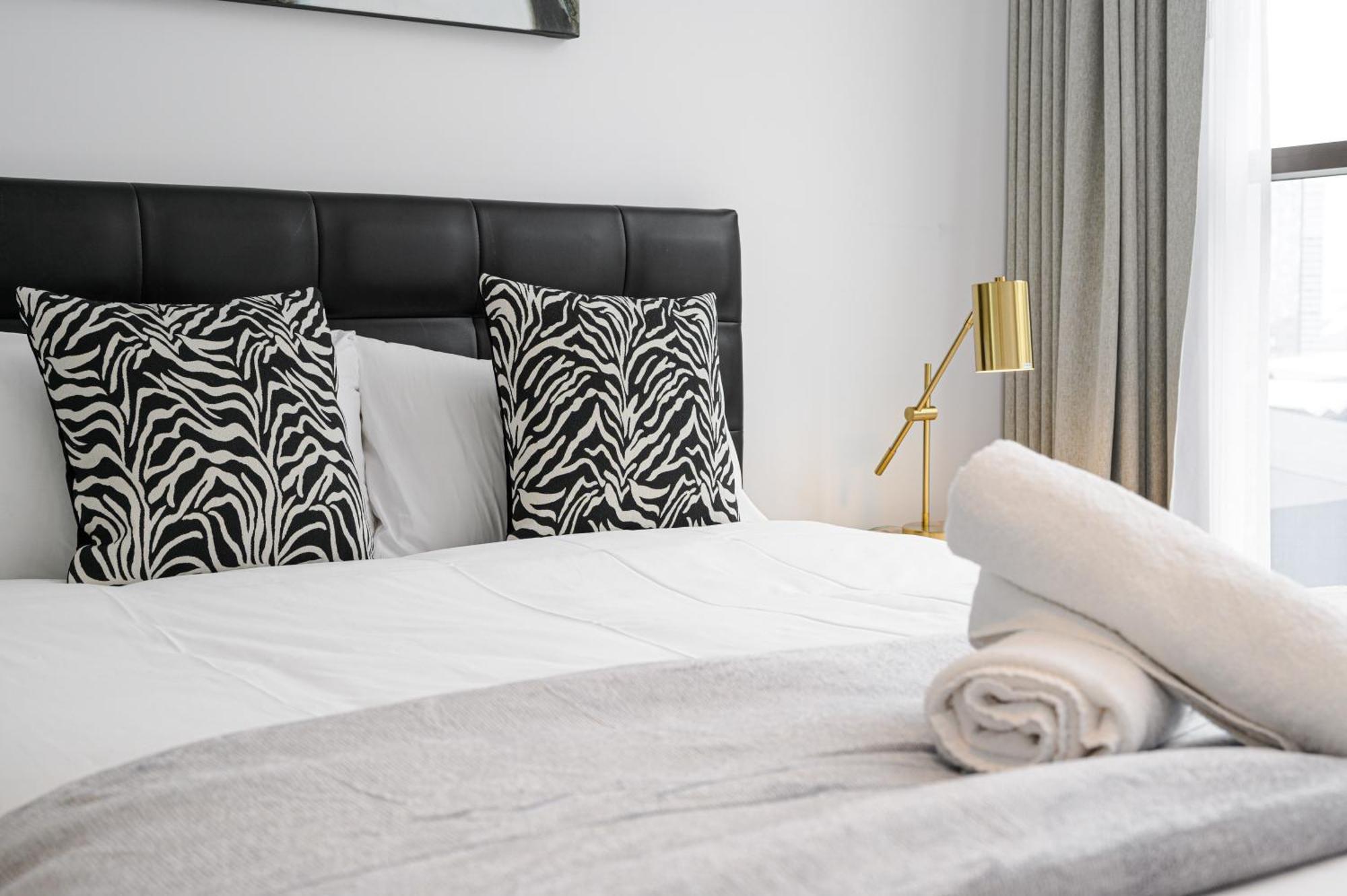 Cbd Sweet 3br Chinatown Icc & Parking & Firework Sydney