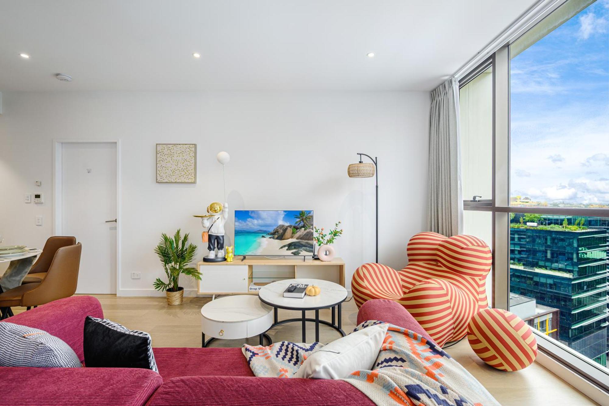 Cbd Sweet 3br Chinatown Icc & Parking & Firework