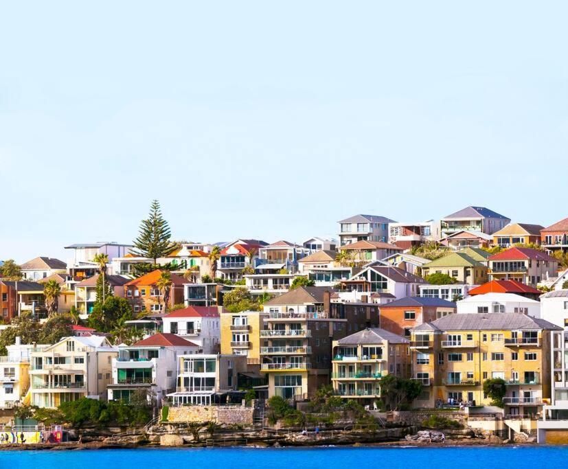 Apartment Moments To Bondi - Sleek And Modern *