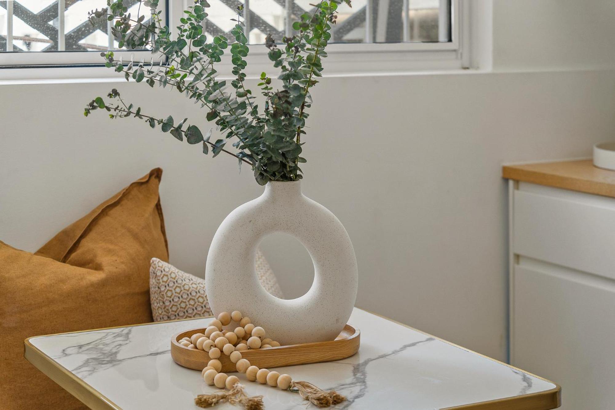 1 And 2 Bed - 500m To - Belle's At Bondi * Sydney