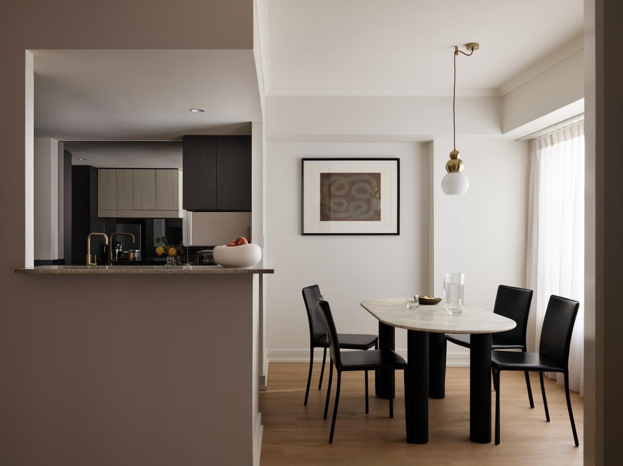 Aparthotel Adina Town Hall Sydney